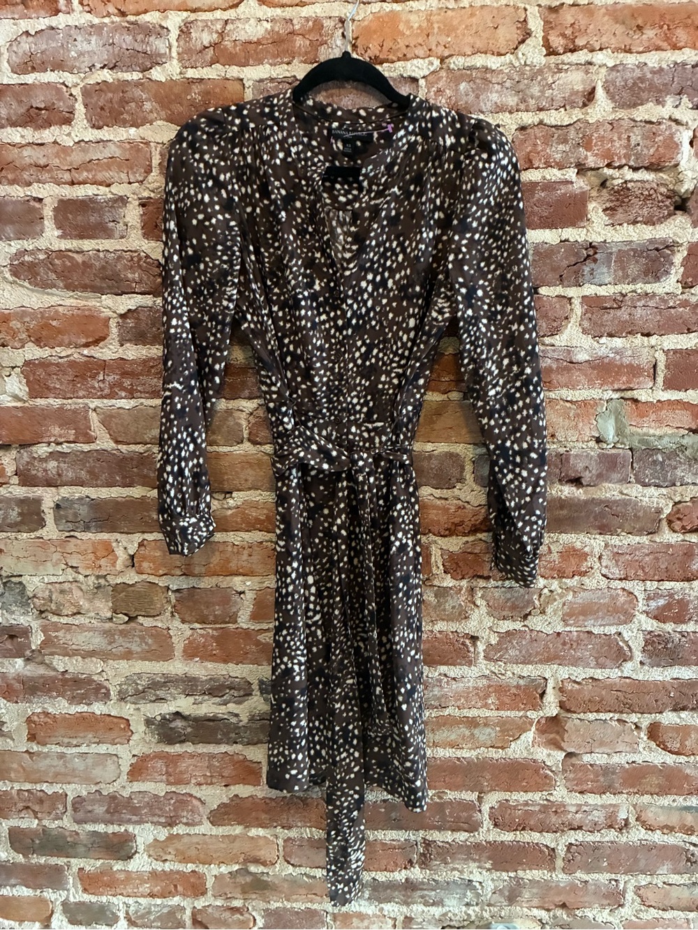 Banana Republic Brown & White Spotted Long-Sleeve Tie-Waist Dress